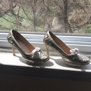 Nike Metallic Gold and White High Heel Pumps with Bow Accent